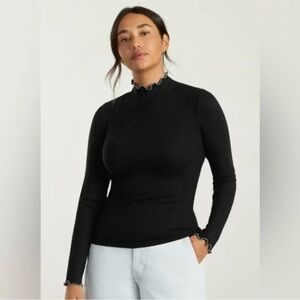 Everlane Pleated Turtleneck XS